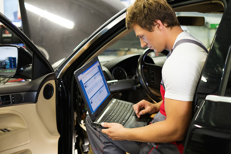 Auto Electrician in Rugby Warwickshire
